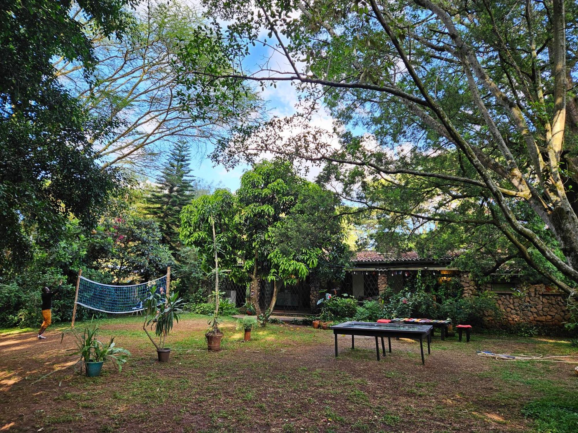Mad Vervet Nairobi Backpackers Hostel ภายนอก รูปภาพ